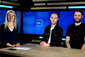 invités sur la plateau de puissance télévision