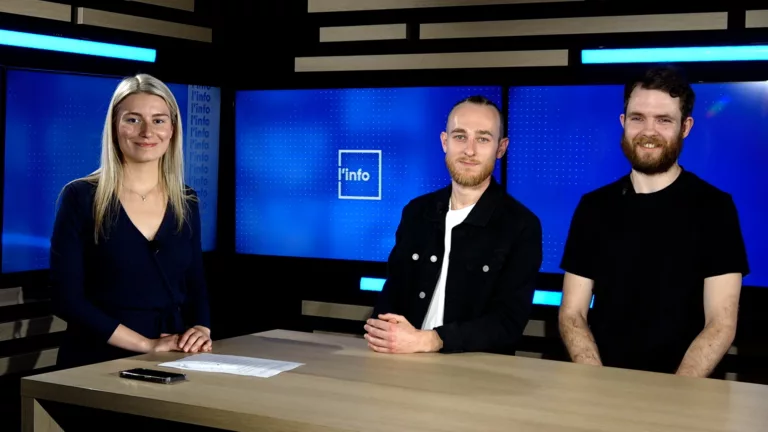 invités sur la plateau de puissance télévision