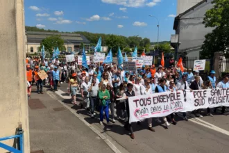 500 personnes dans les rues de Bar-le-Duc pour soutenir l'hôpital
