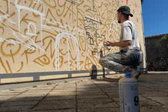 Graff sur un mur