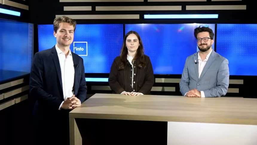 Invité sur le plateau de puissance télévision