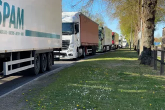 6 300 poids lourds par jour à Vitry-le-François, la mairie « en a marre »