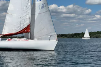 Port de Nemours : une course à la voile qui nécessite stratégie et précision