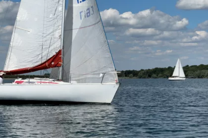 Port de Nemours : une course à la voile qui nécessite stratégie et précision