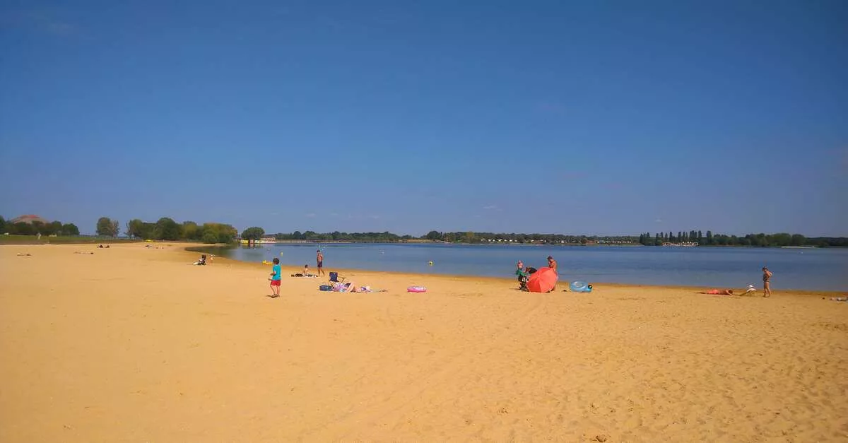 Plage de giffaumont-champaubert