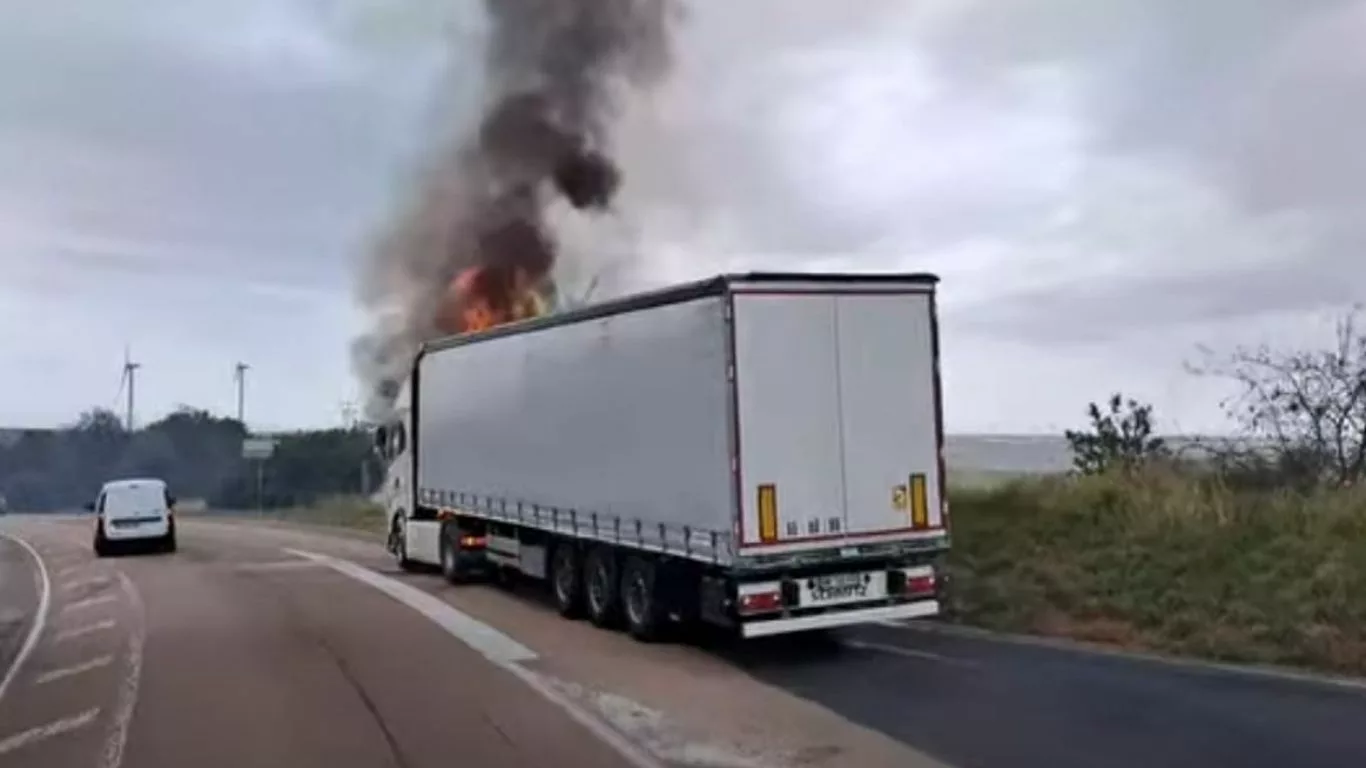 Camion en feu
