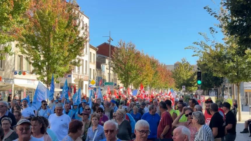 Plus de 600 manifestants dans les rues de Bar-le-Duc pour une manifestation inter-syndicale