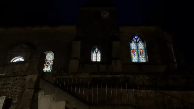 Quand la lumière révèle les vitraux de la vallée de la Saulx