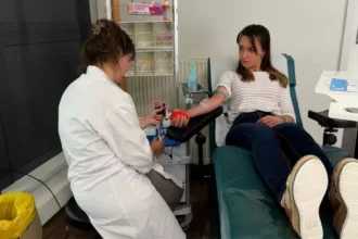 Établissement Français du Sang mise sur la mobilisation locale avant les fêtes