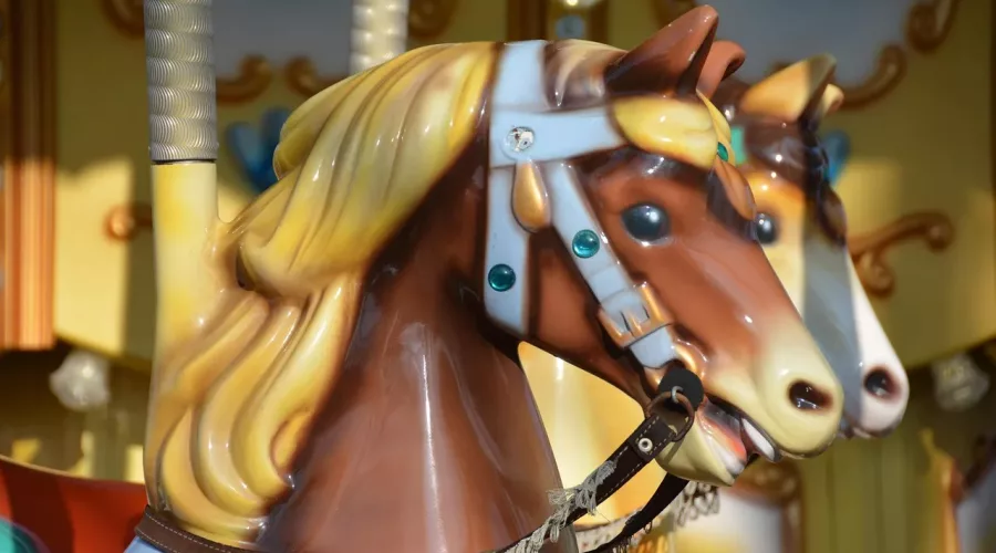 horse-3214189_1280